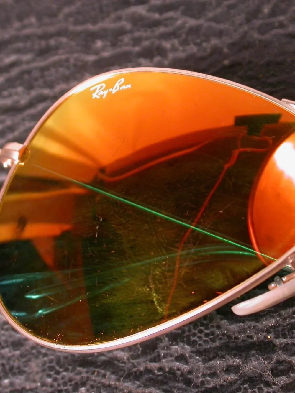 Ray-Ban up auction
